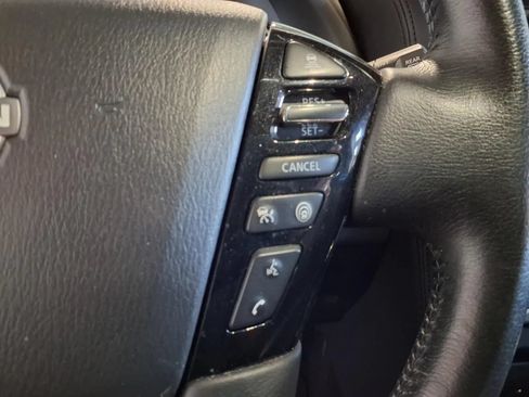 Used 2023 Nissan Armada SL w/ Captain's Chairs Package AWD/4WD image 28