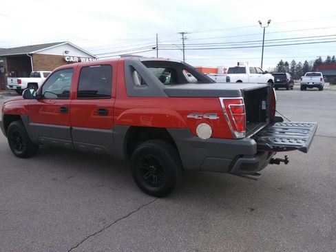 Used 2002 Chevrolet Avalanche 4x4 w/ Convenience Pkg image 7
