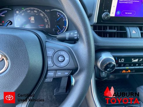 Certified 2024 Toyota RAV4 LE AWD/4WD image 38