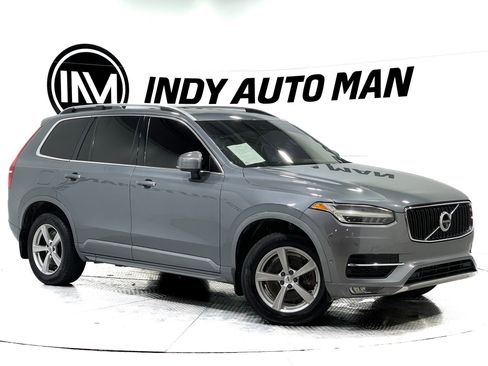 Used 2017 Volvo XC90 T5 Momentum w/ Vision Package image 2