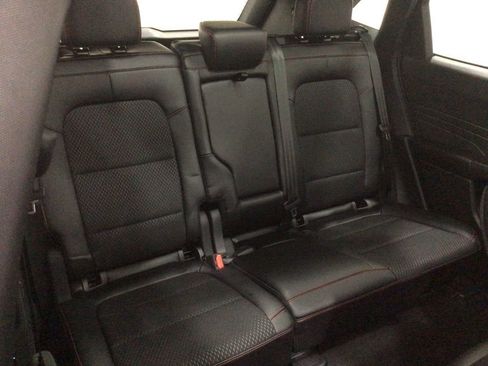 New 2025 Ford Escape ST-Line Select w/ Tech Pack #1 AWD/4WD image 28