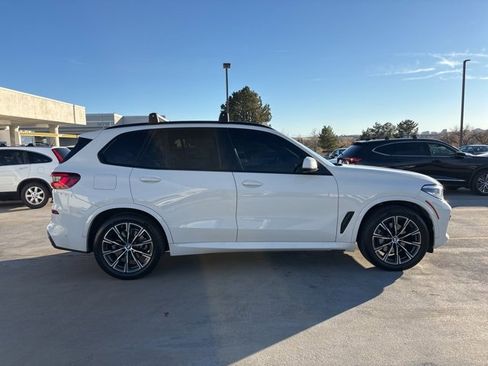 Used 2022 BMW X5 xDrive40i w/ M Sport Package image 6