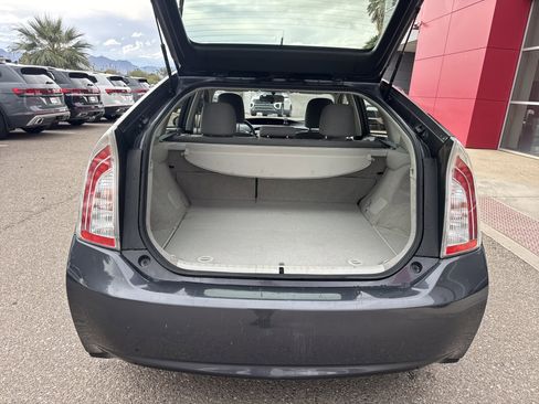 Used 2015 Toyota Prius Two image 8