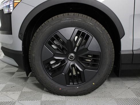 New 2026 Volvo EX30 Cross Country Ultra image 12