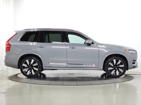 Certified 2024 Volvo XC90 T8 Plus AWD/4WD image 13