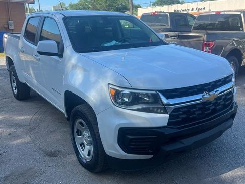 Used 2021 Chevrolet Colorado W/T w/ WT Convenience Package image 2