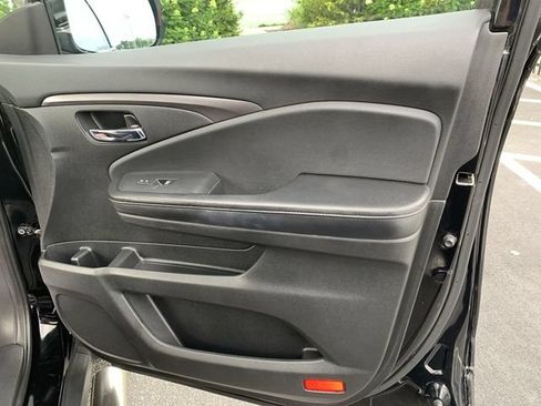 Used 2017 Honda Ridgeline RTL-T image 13
