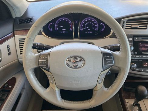 Used 2011 Toyota Avalon FWD image 12