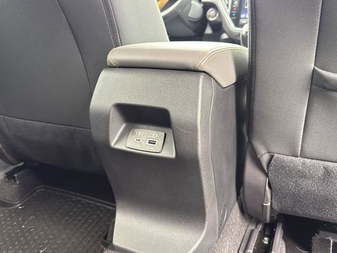 Used 2025 Subaru Crosstrek 2.5i Wilderness image 28