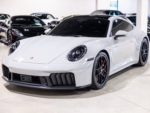 Used 2025 Porsche 911 Carrera 4 GTS AWD/4WD image 12