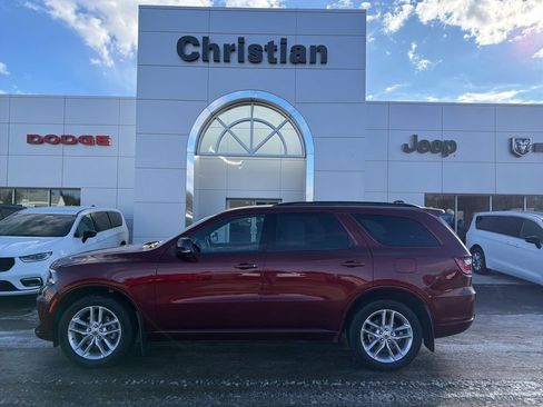 Used 2023 Dodge Durango GT image 1