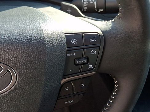 Used 2026 Toyota Camry XLE w/ Convenience Package image 23