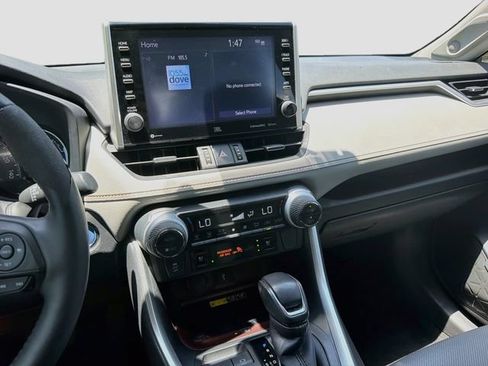 Used 2022 Toyota RAV4 Limited AWD/4WD image 26