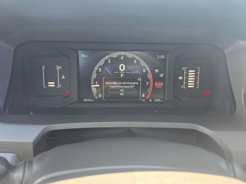 Used 2025 Toyota Tacoma SR5 AWD/4WD image 24