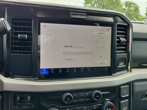 New 2026 Ford F250 XLT w/ XLT Premium Package AWD/4WD image 27
