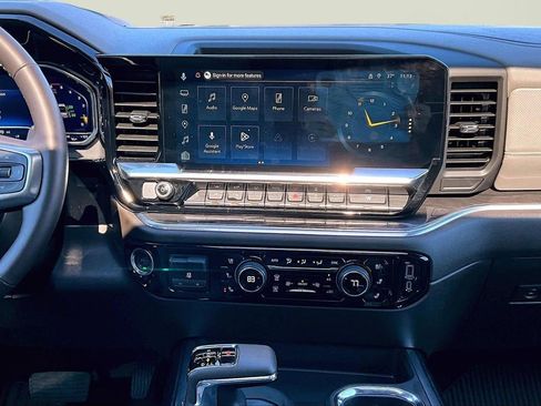 Used 2025 Chevrolet Silverado 1500 LTZ w/ Z71 Off-Road Package image 12