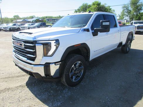 New 2026 GMC Sierra 3500 SLE w/ SLE Value Package AWD/4WD image 10