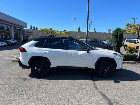 Certified 2020 Toyota RAV4 XSE AWD/4WD image 6