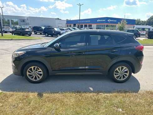 Used 2016 Hyundai Tucson SE w/ Option Group 02 FWD image 9