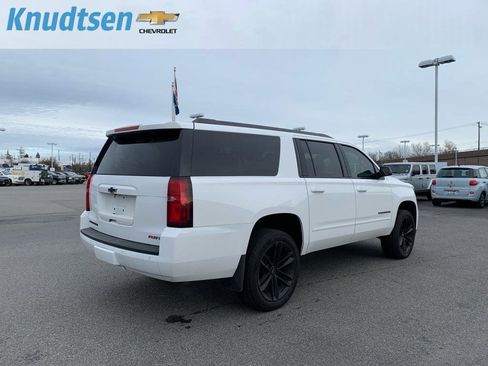 Used 2020 Chevrolet Suburban Premier image 7