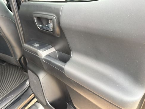 Used 2023 Toyota Tacoma TRD Sport w/ TRD Premium Sport Package image 15