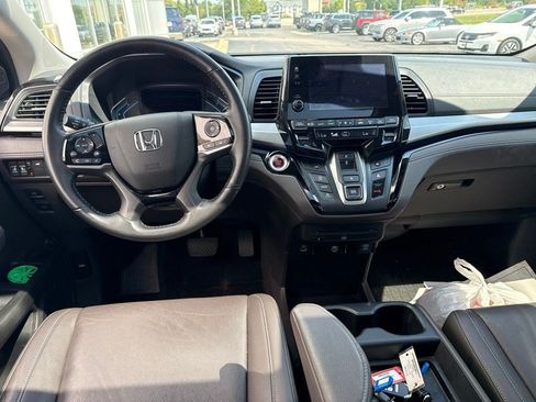 Used 2023 Honda Odyssey Touring image 7