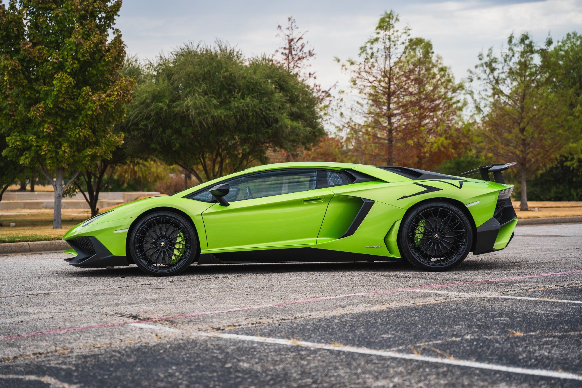 Used 2016 Lamborghini Aventador LP 750-4 Superveloce AWD/4WD image 6