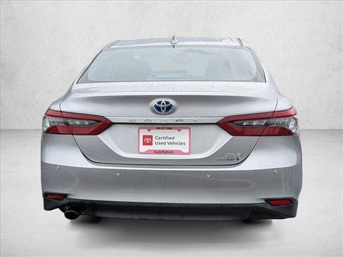 Used 2024 Toyota Camry XLE w/ Navigation Package image 6