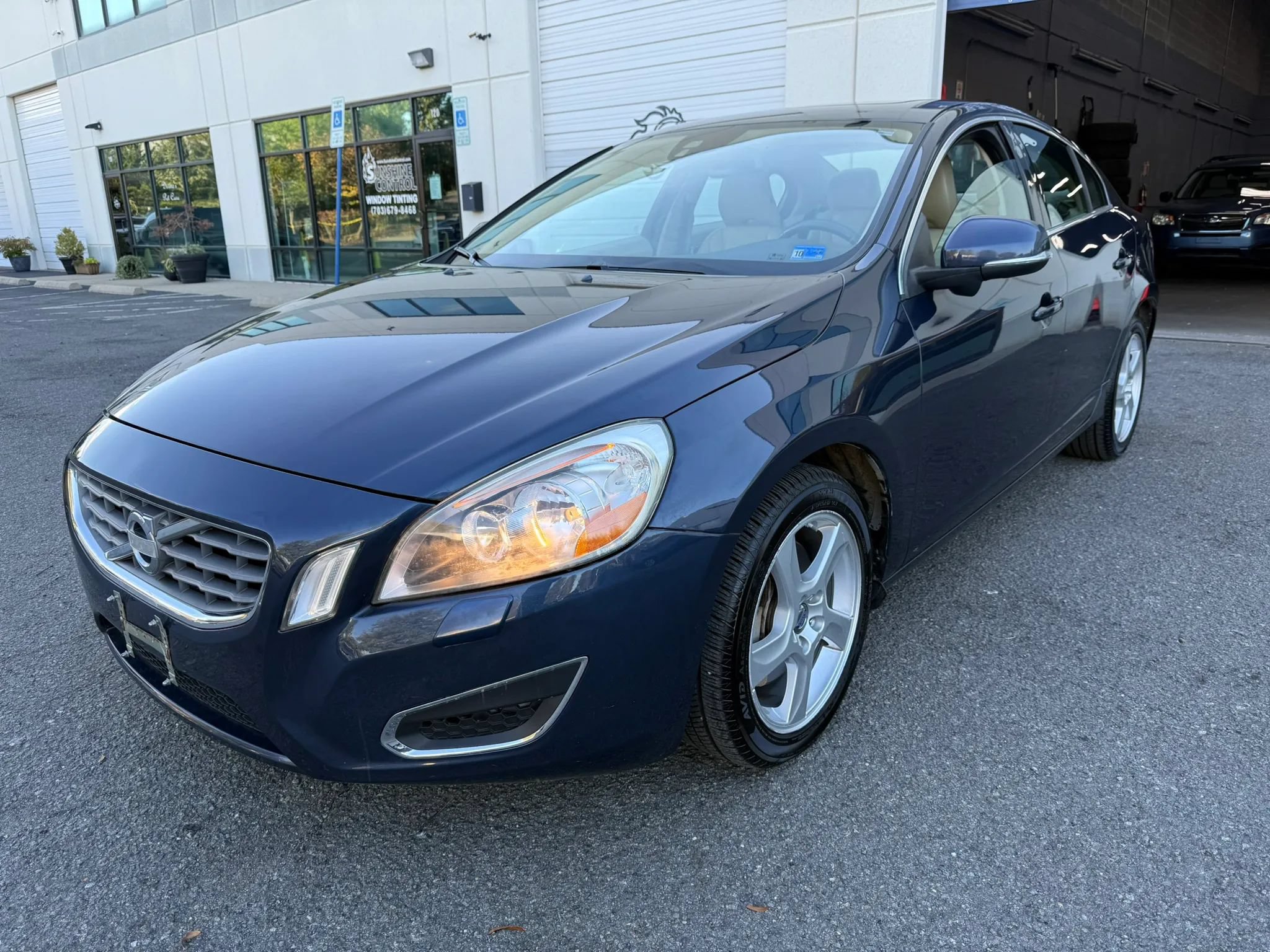 Used 2013 Volvo S60 T5 FWD image 5