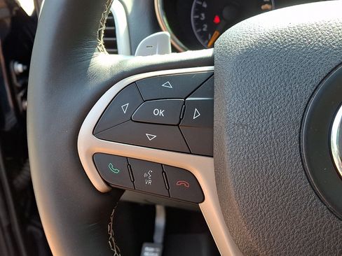 Certified 2017 Jeep Grand Cherokee Limited AWD/4WD image 23