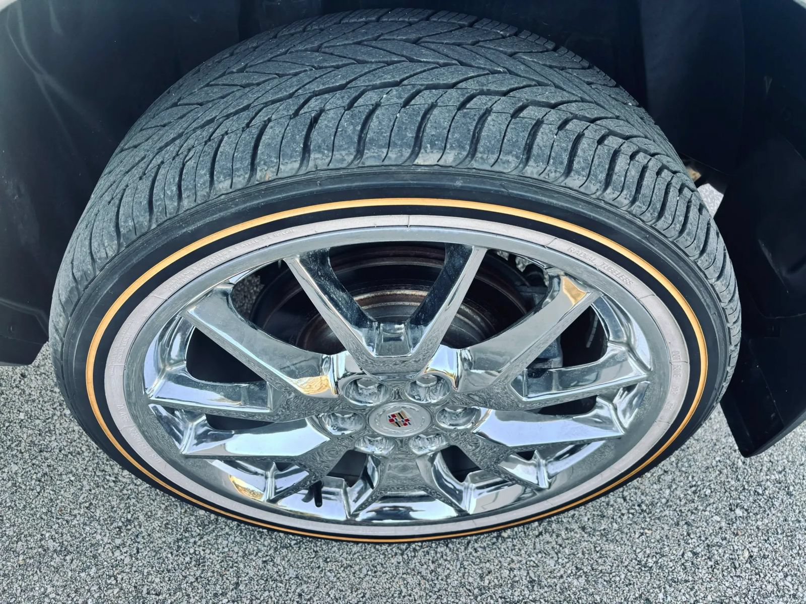 Used 2015 Cadillac SRX Performance AWD/4WD image 3