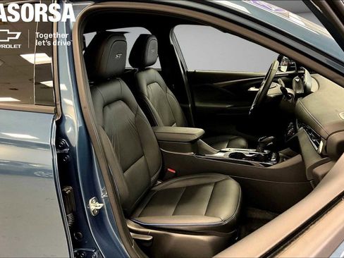 Certified 2024 Buick Envista Sport Touring w/ Convenience I Package FWD image 7