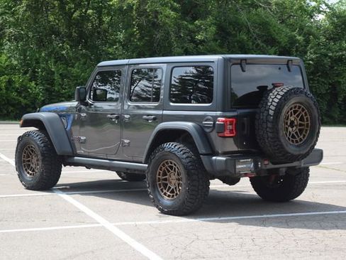 Used 2018 Jeep Wrangler Unlimited Rubicon w/ LED Lighting Group AWD/4WD image 24