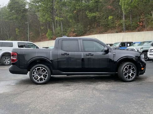 Certified 2025 Ford Maverick Lariat w/ 4K Tow Package image 2