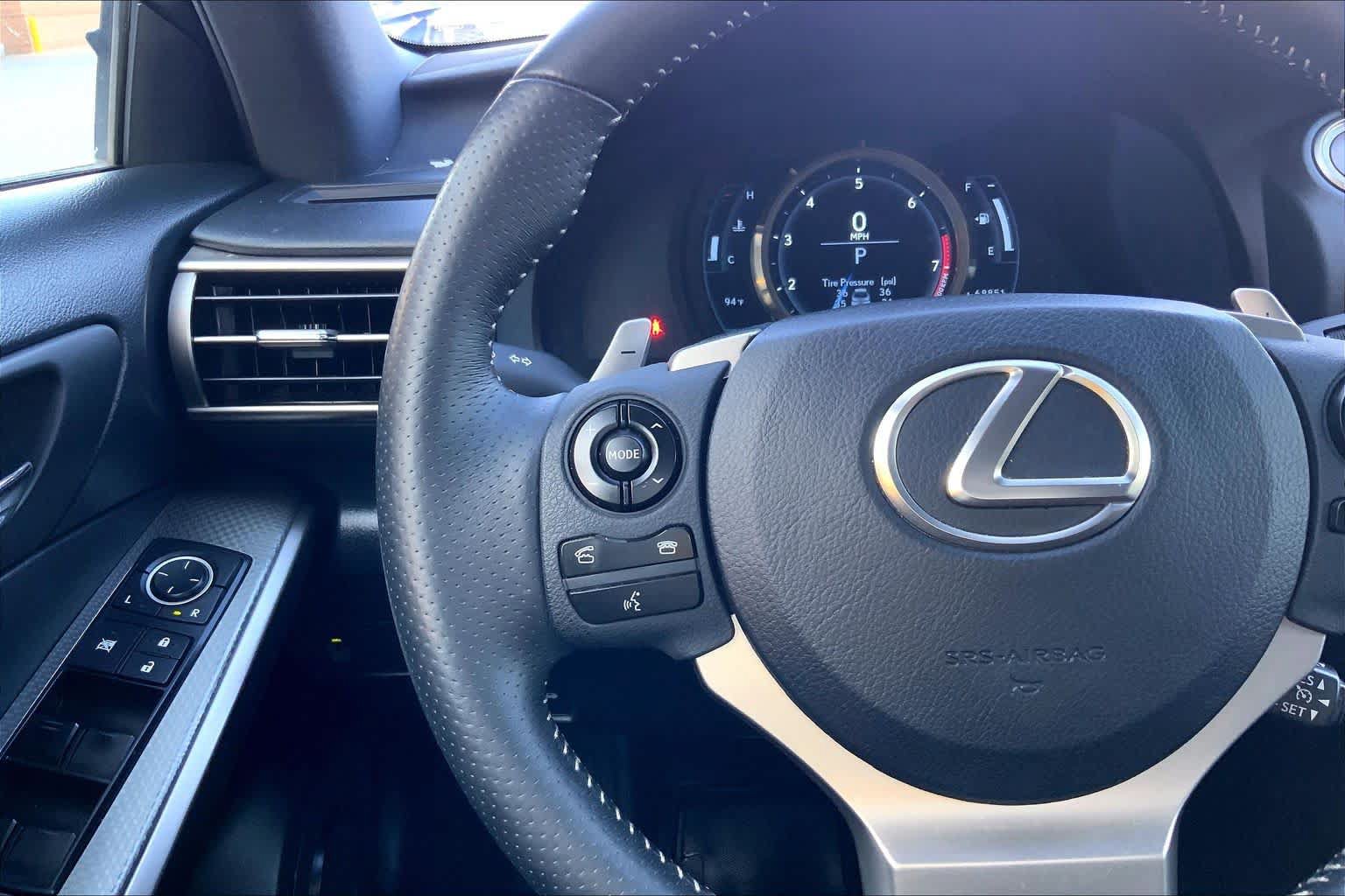 Used 2014 Lexus IS 350 w/ F Sport Package RWD image 24