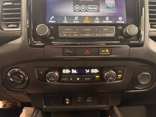 Used 2024 Nissan Frontier PRO-4X w/ Technology Package AWD/4WD image 16