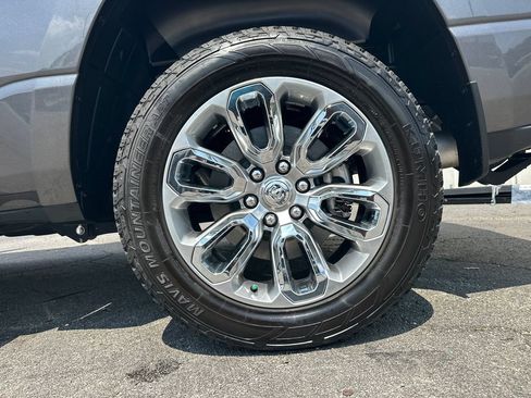 Used 2023 RAM 1500 Laramie AWD/4WD image 20