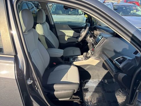 Certified 2023 Subaru Forester Premium image 10