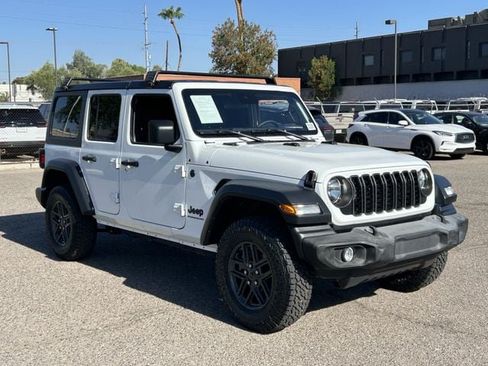 Used 2024 Jeep Wrangler Unlimited Sport AWD/4WD image 5