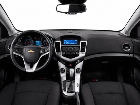 Used 2014 Chevrolet Cruze LT FWD image 14