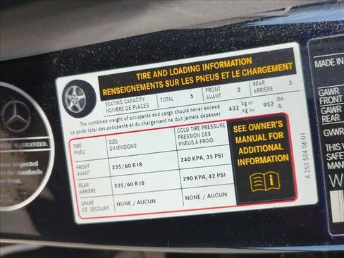 Used 2019 Mercedes-Benz GLC 300 4MATIC image 14