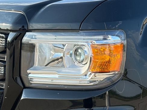 Used 2021 GMC Canyon Elevation Standard w/ Convenience Package RWD image 4