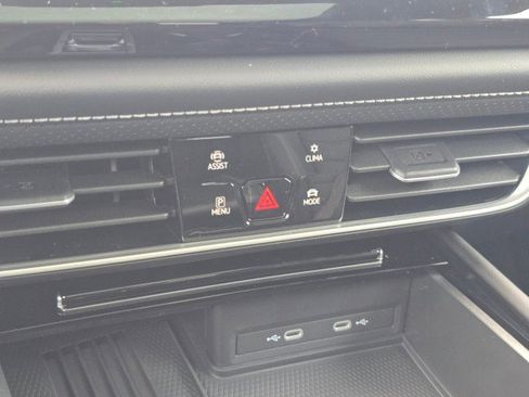 New 2026 Volkswagen Atlas SEL image 38