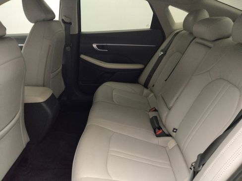 Used 2024 Hyundai Sonata SEL FWD image 18