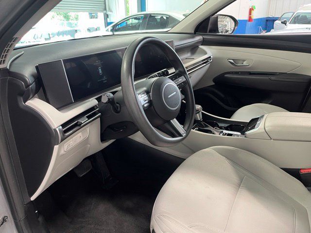 Used 2025 Hyundai Tucson SEL AWD/4WD image 23