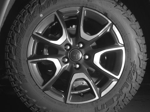 Used 2025 Jeep Compass Trailhawk image 14