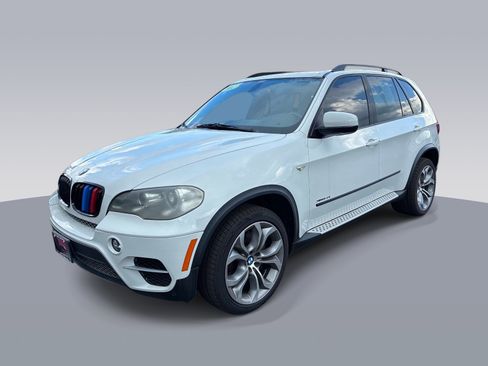 Used 2012 BMW X5 xDrive50i AWD/4WD image 3