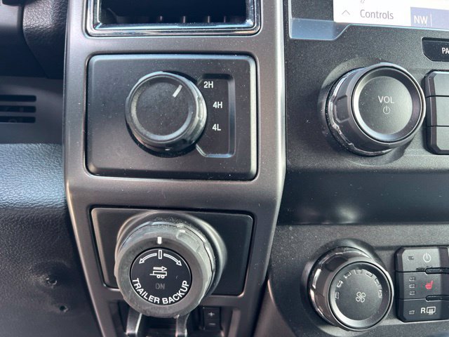Used 2019 Ford F150 XLT w/ Equipment Group 302A Luxury AWD/4WD image 28