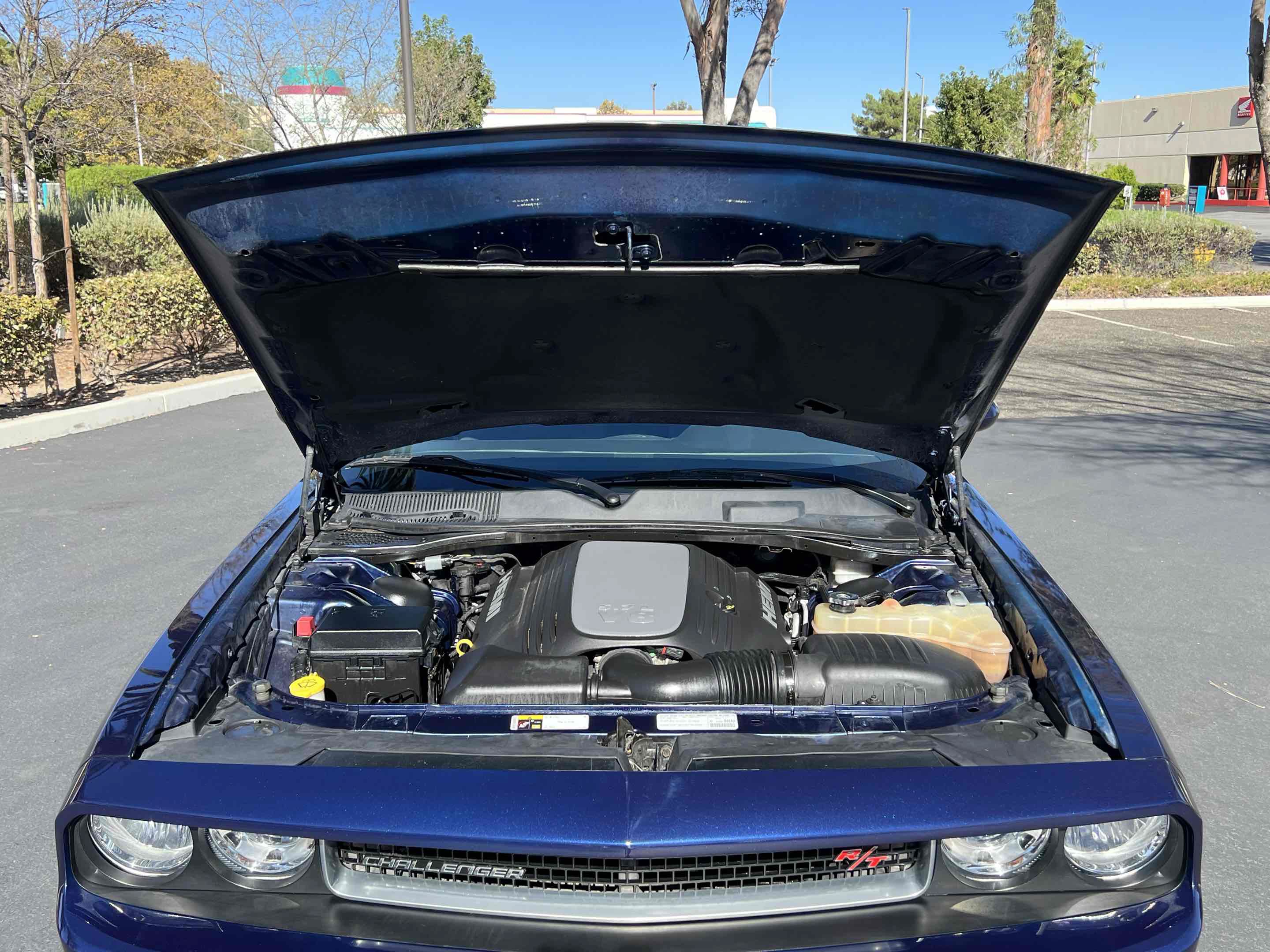 Used 2014 Dodge Challenger R/T RWD image 20