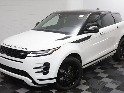 Used 2023 Land Rover Range Rover Evoque R-Dynamic SE image 2